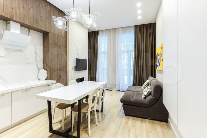 3-к. апартаменты, 71 м², 1/4 эт.