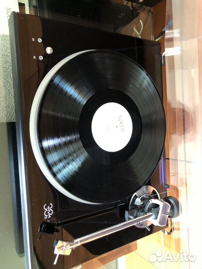 Виниловый проигрыватель AVM Audio Rotation R 30.3