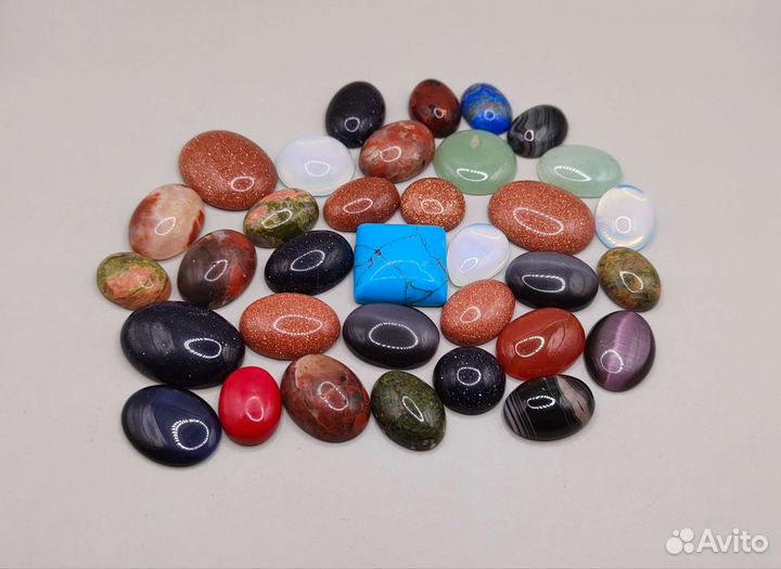 Кабошоны: аметист, яшма, сердолик, агат, малахит