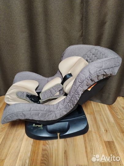 Автомобильное детское кресло от 0 до 18 кг