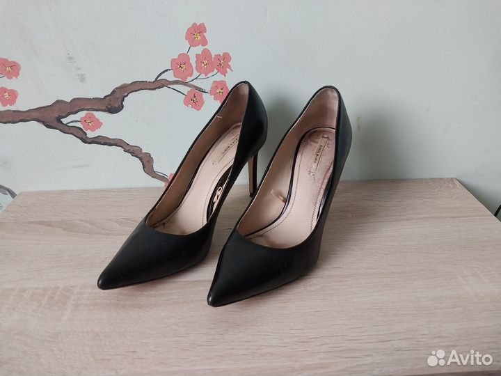 Туфли кожаные zara