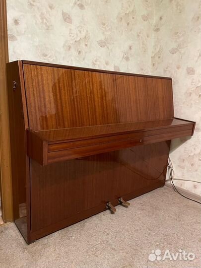 Продам пианино Ronisch