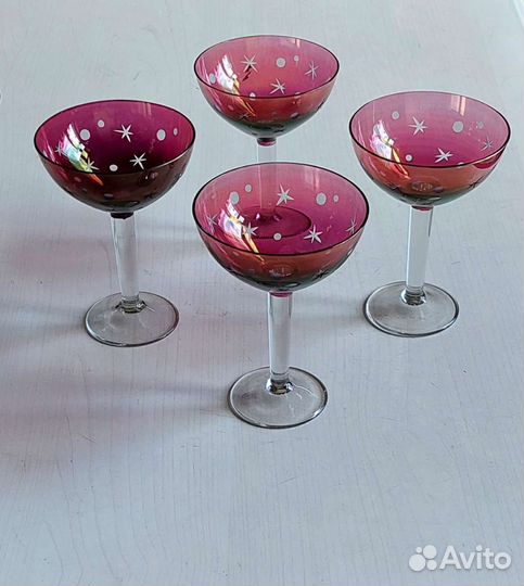 Цветное стекло. Вазы рюмки. СССР