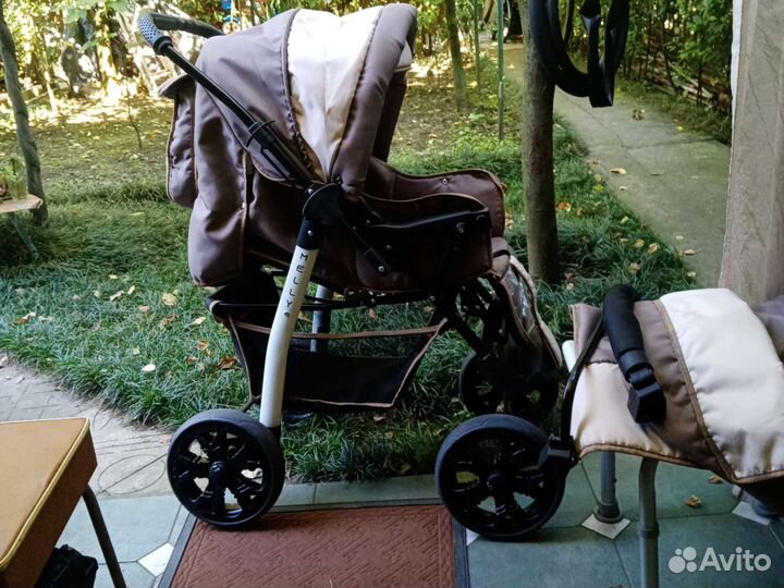 Коляска 2 в 1трансформер