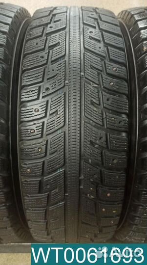 Kumho I'Zen KW22 235/65 R17 95T