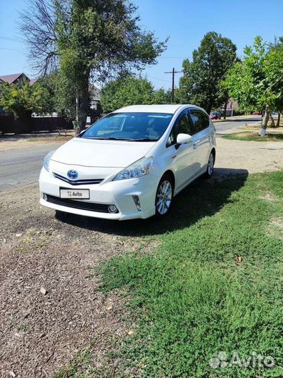 Toyota Prius Alpha 1.8 AT, 2012, 125 000 км