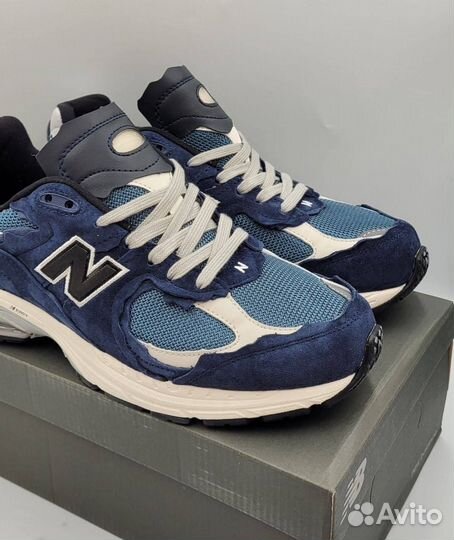 Кроссовки New Balance 2002r