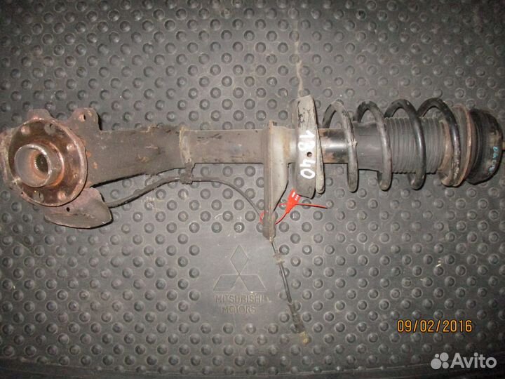 Стойка передняя opel vectra A 1988-1995 гг