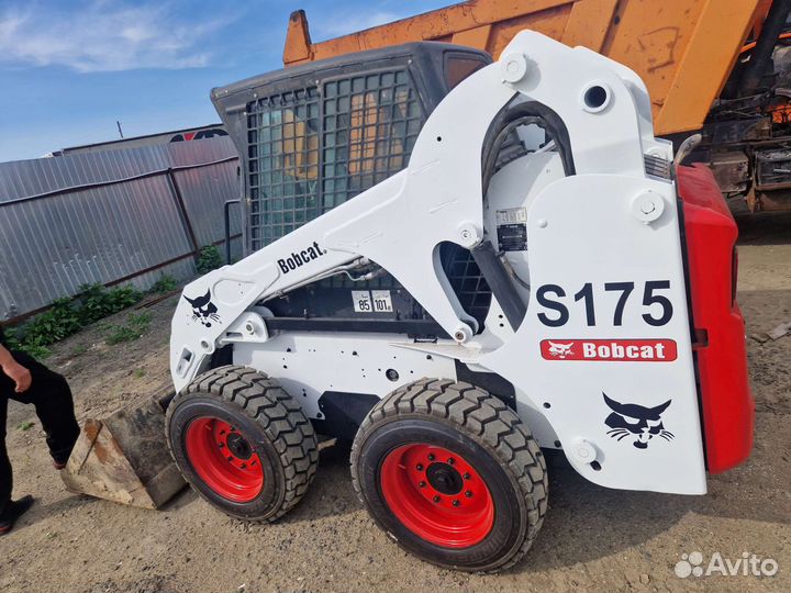 Мини-погрузчик Bobcat S175, 2008