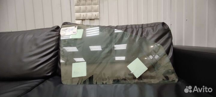 Стекло боковое передней правой двери LADA vesta