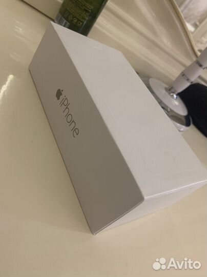 Защитное стекло iPhone 7 и 8.Коробка на 6 айфон