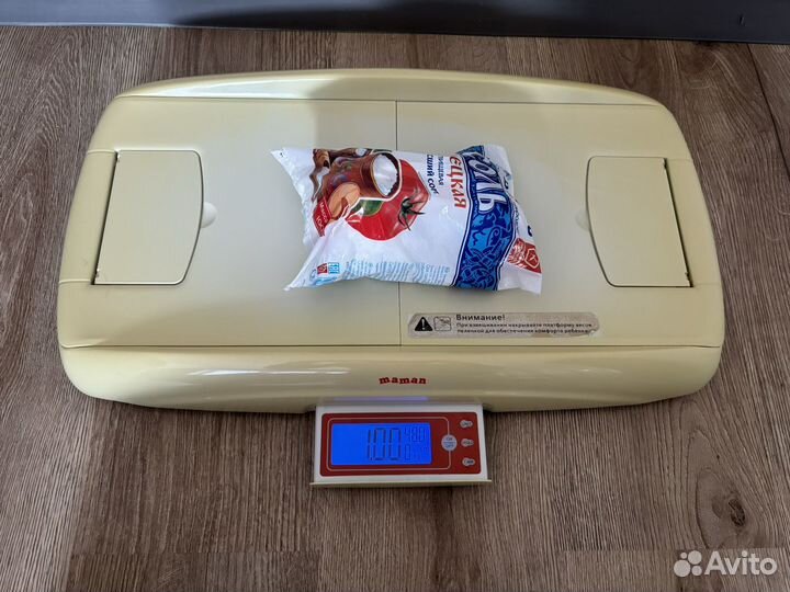 Детские электронные весы Maman б/у