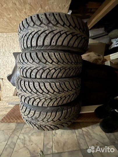 Goodyear UltraGrip Extreme 185/65 R15