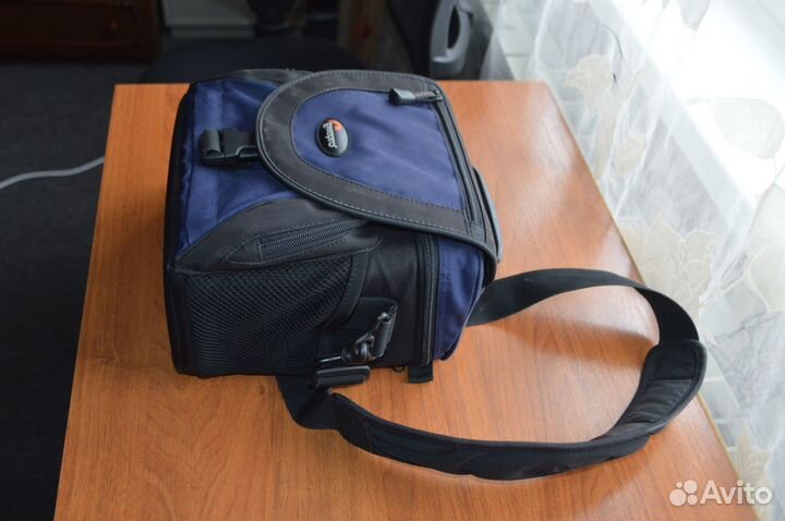 Сумка (чехол) LowePro Nova 2 AW для фотоаппарата