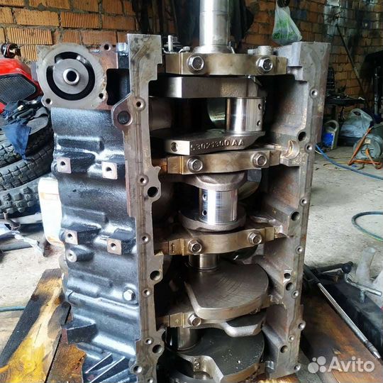 К Додж Дюранго 5.7 л 2006г коленвал