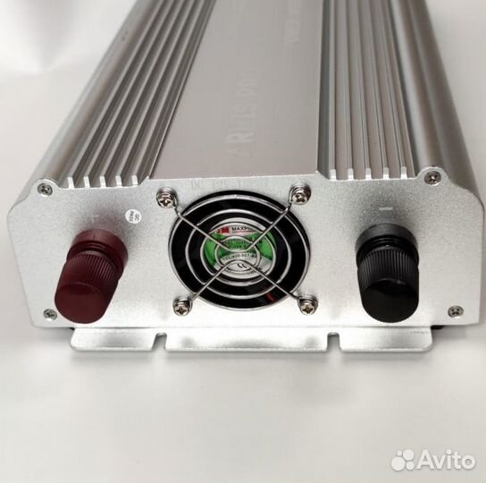 Преобразователь 12-220 Arhis Pro 2000 W инвертор