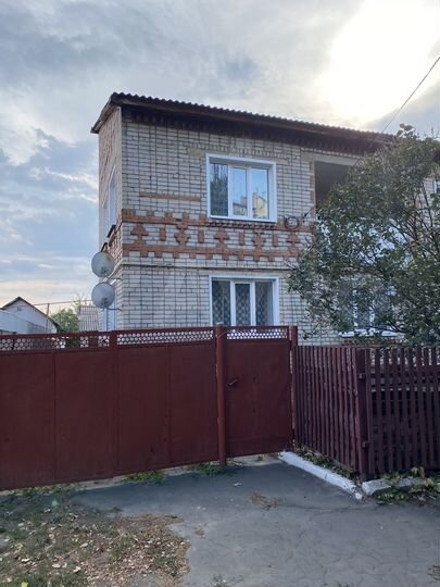 5-к. квартира, 114,2 м², 1/2 эт.