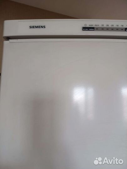 Холодильник Siemens