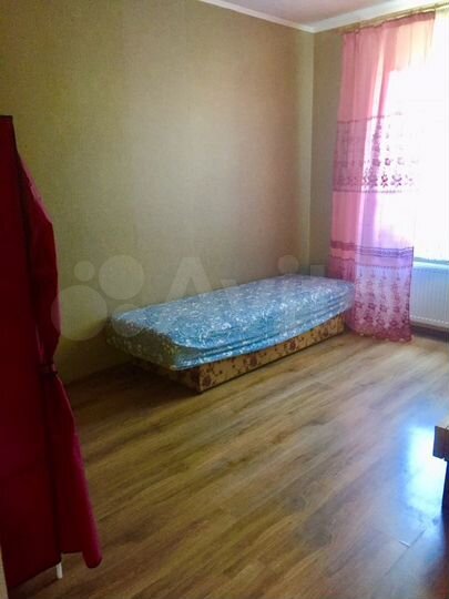 Комната 10 м² в 2-к., 1/2 эт.