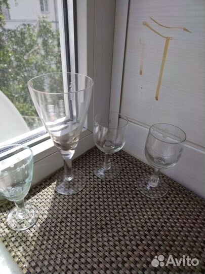 Стеклянные рюмки на ножке СССР
