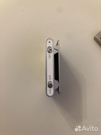 Плеер iPod shuffle 1gb