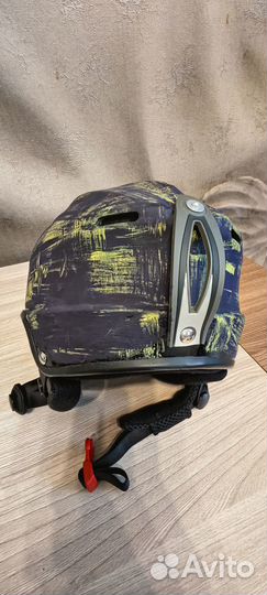 Шлем горнолыжный