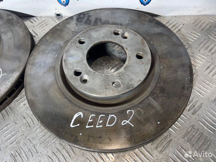 Комплект тормозных дисков Kia Ceed JD 12-18