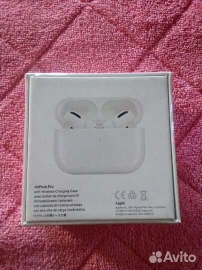 Беспроводные наушники apple airpods