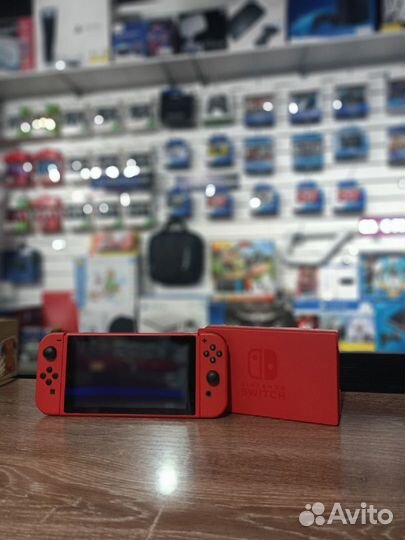 Red Nintendo Switch - Редкий Красный Свитч