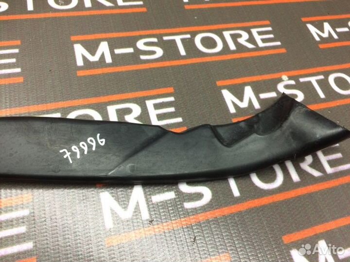 Водосток передний правый Mercedes-Benz S-Class