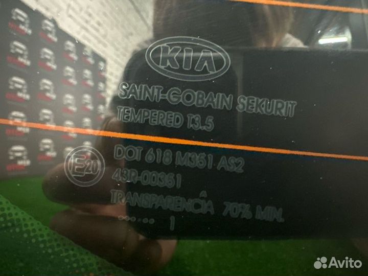 Стекло заднее(крышки багажника) Kia Ceed 1 Ed Hb