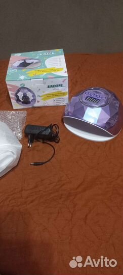 Лампа для маникюра