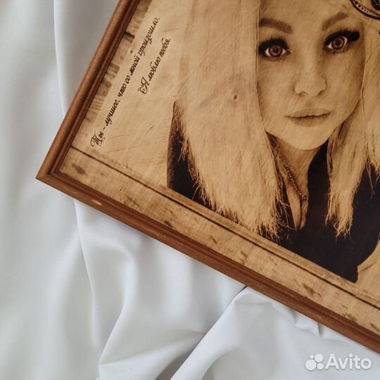 Картина из дерева