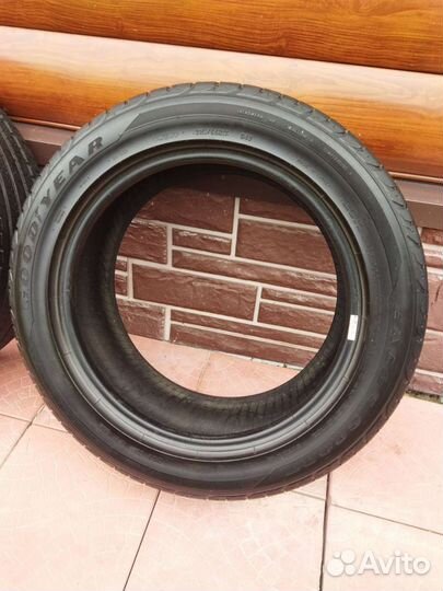 Goodyear Eagle Sport 215/55 R17 94V