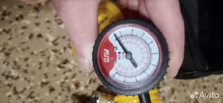 Компрессор автомобильный