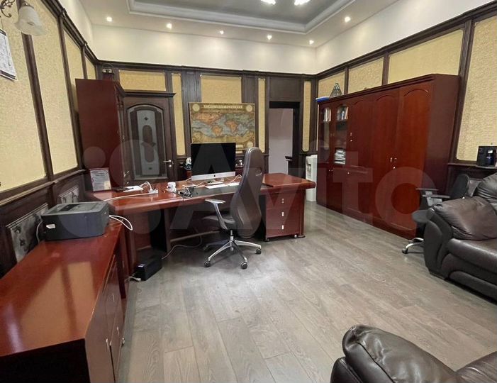 Офис, 485 м²