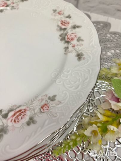 Набор тарелок 