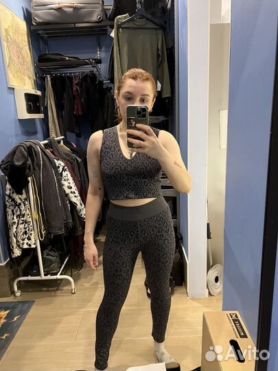 Леопардовый спортивный костюм легинс и топ Sela