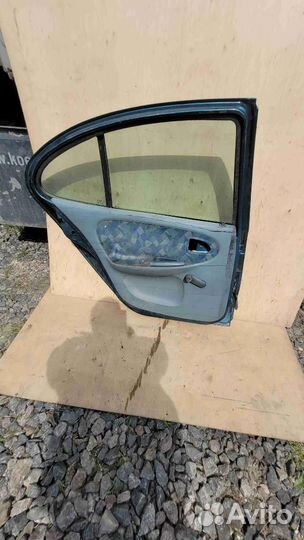 Дверь задняя левая Renault Megane