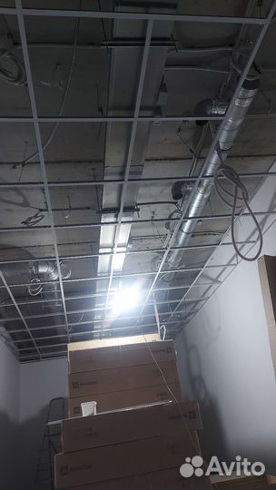Разнорабочий, монтажник, помощник монтажника