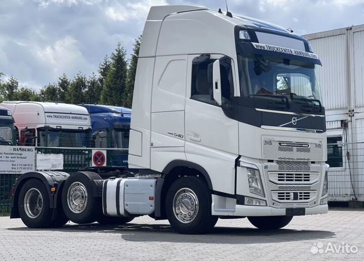 Pазбираем грузовик Volvo FH с 2013