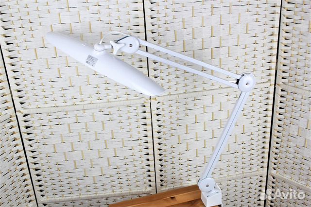 Бестеневая лампа