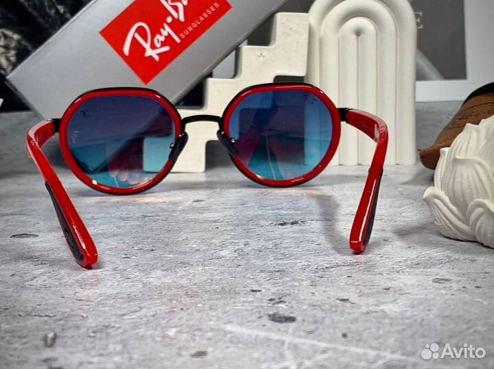 Очки Ray Ban Ferrari красный градиент