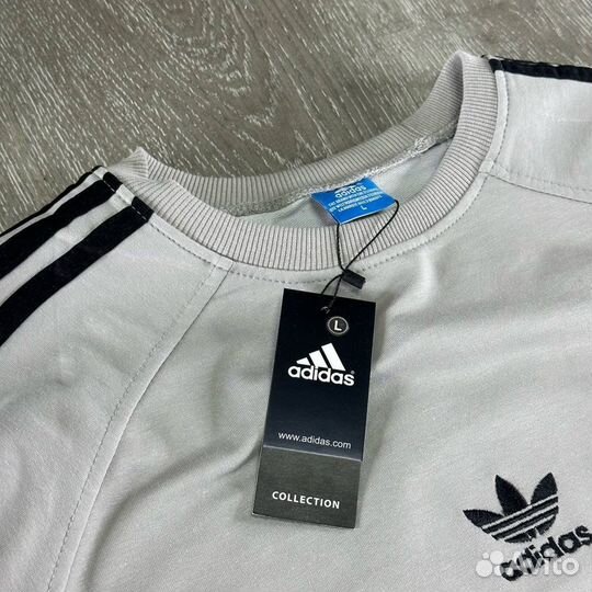 Спортивный костюм adidas