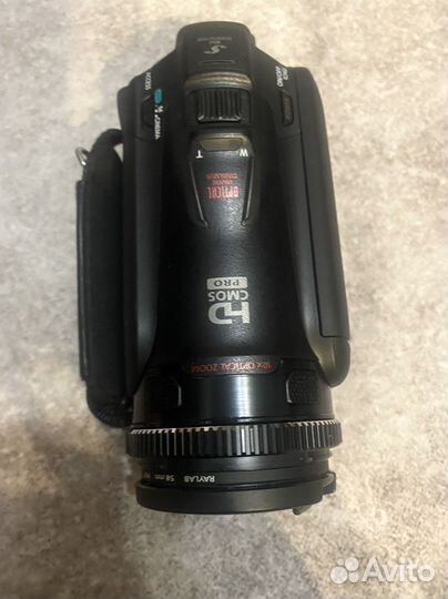Професииональная видеокамера Canon Legria HF G10