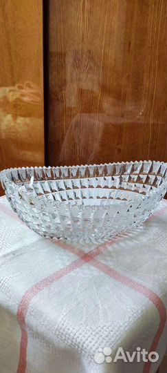 Ваза хрустальная