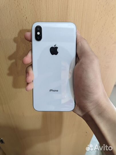 iPhone Xs, 64 ГБ