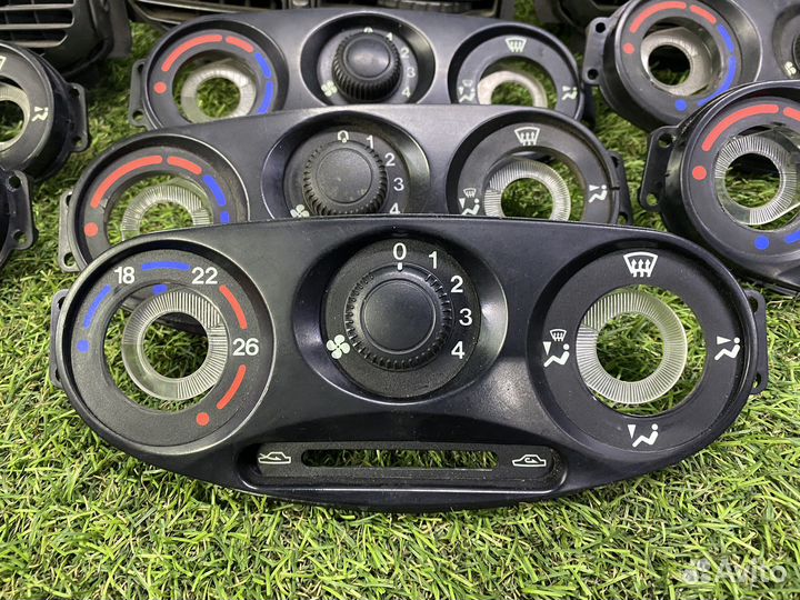 Центральный воздуховод консоли kalina