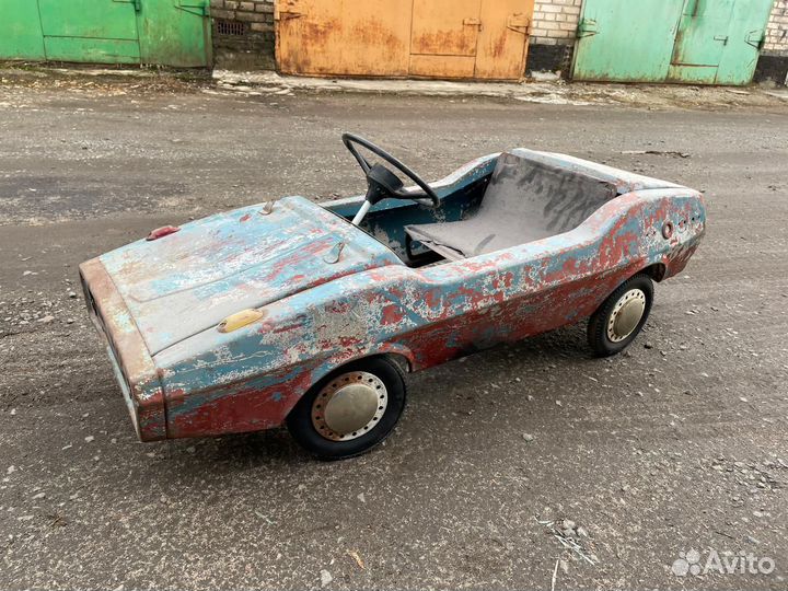 Педальная машинка СССР