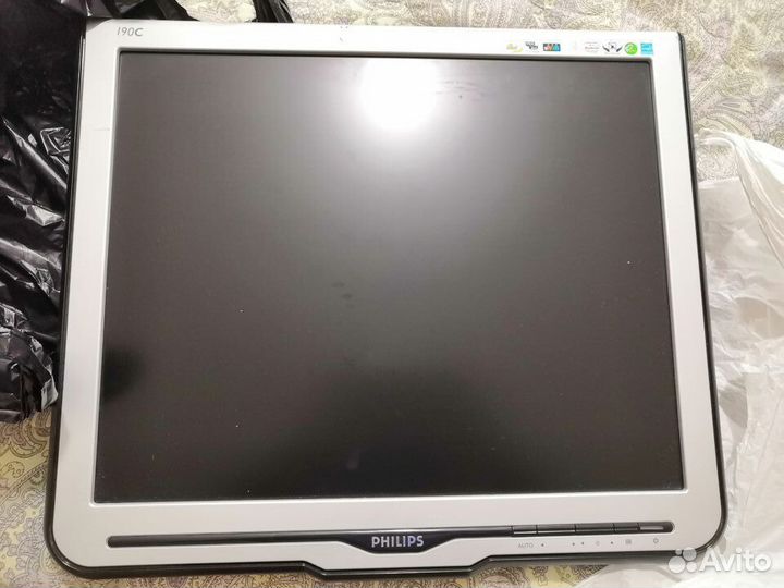 Мониторы ЖК бу 19